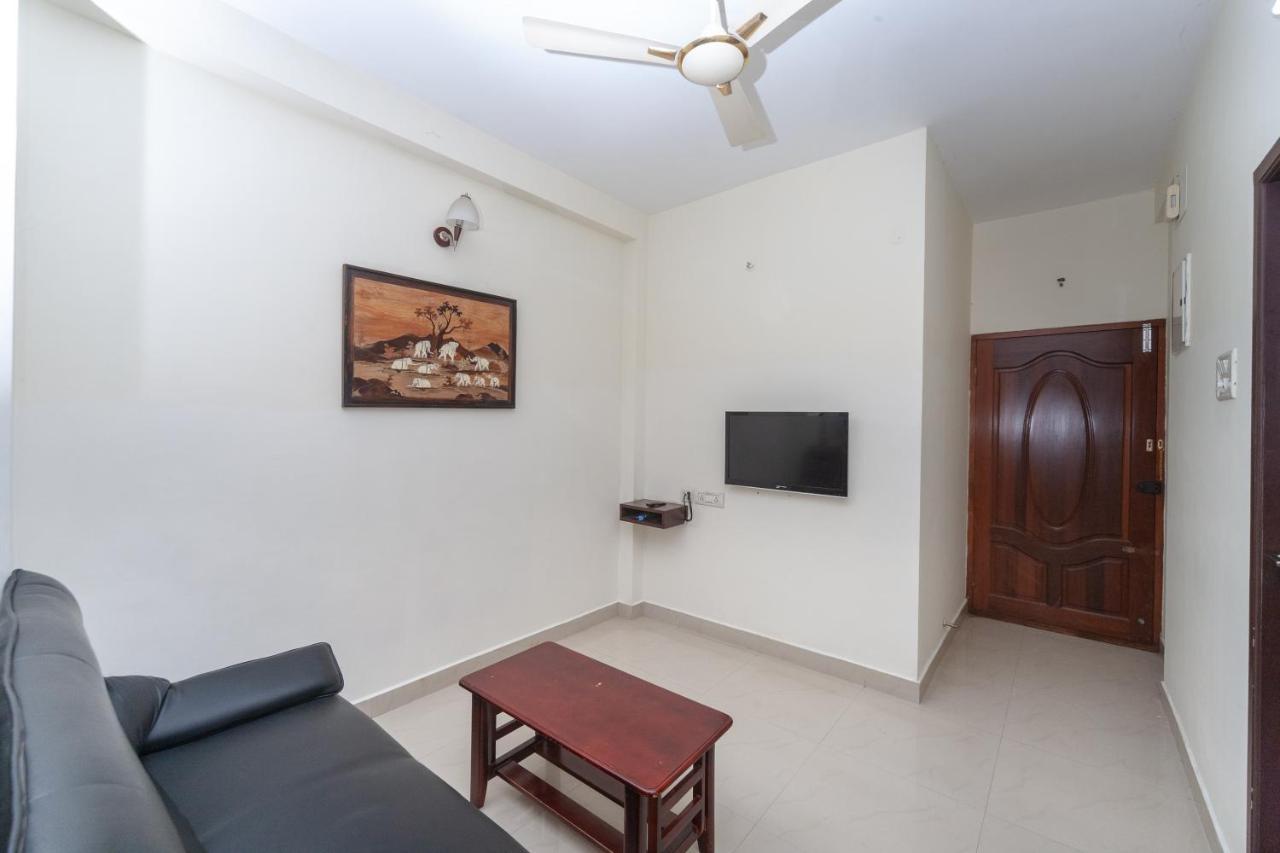 Oyo 22019 Skye Service Apartments Chennai Esterno foto